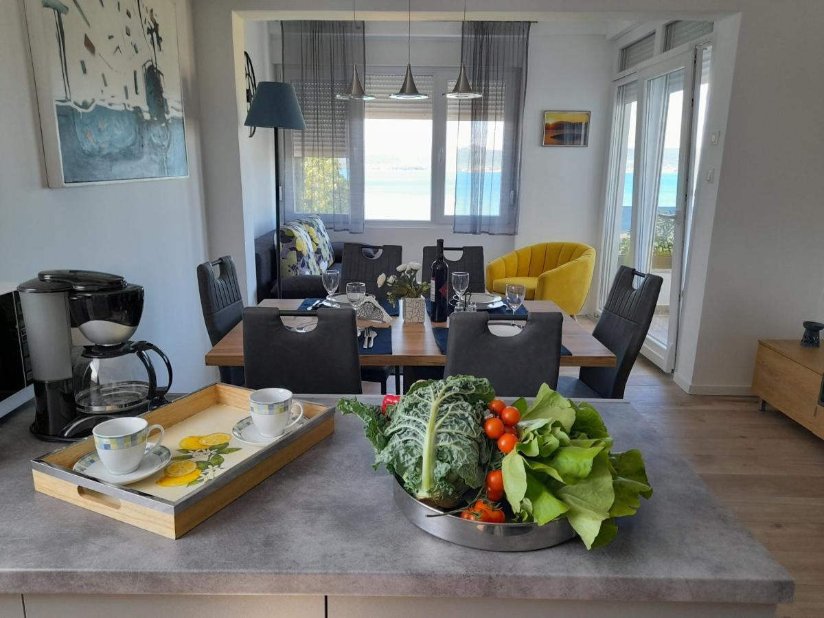Apartman Prvi Red Do Mora Sveti Filip i Jakov Exteriér fotografie